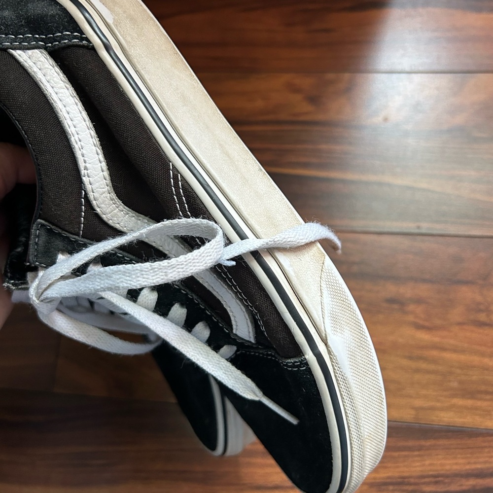 Women’s low top old skool black vans off the wall size 7.5 - Picture 2 of 5